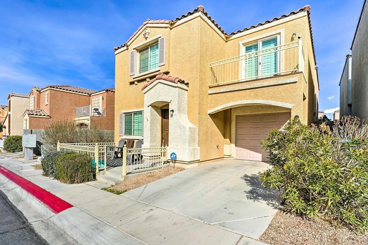 Willa Stylish House With Patio, 8 Mi To Vegas Strip! Las Vegas Dom wakacyjny